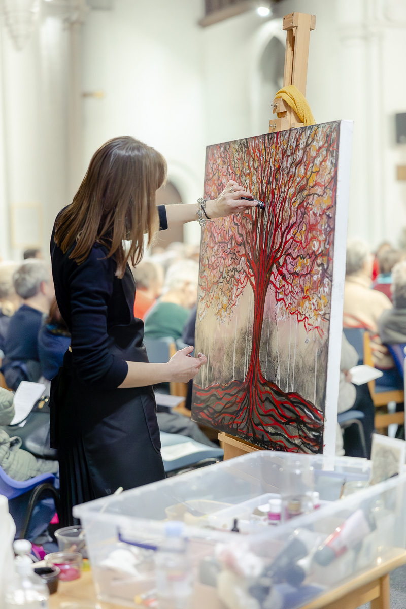 Laura Pearson-Clark Live Paints Steve Bingham's Four Seasons at St Luke's Cambridge