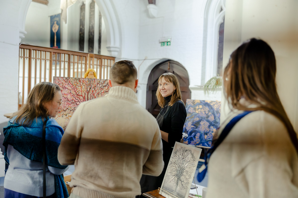 Laura Pearson-Clark Live Paints Steve Bingham's Four Seasons at St Luke's Cambridge