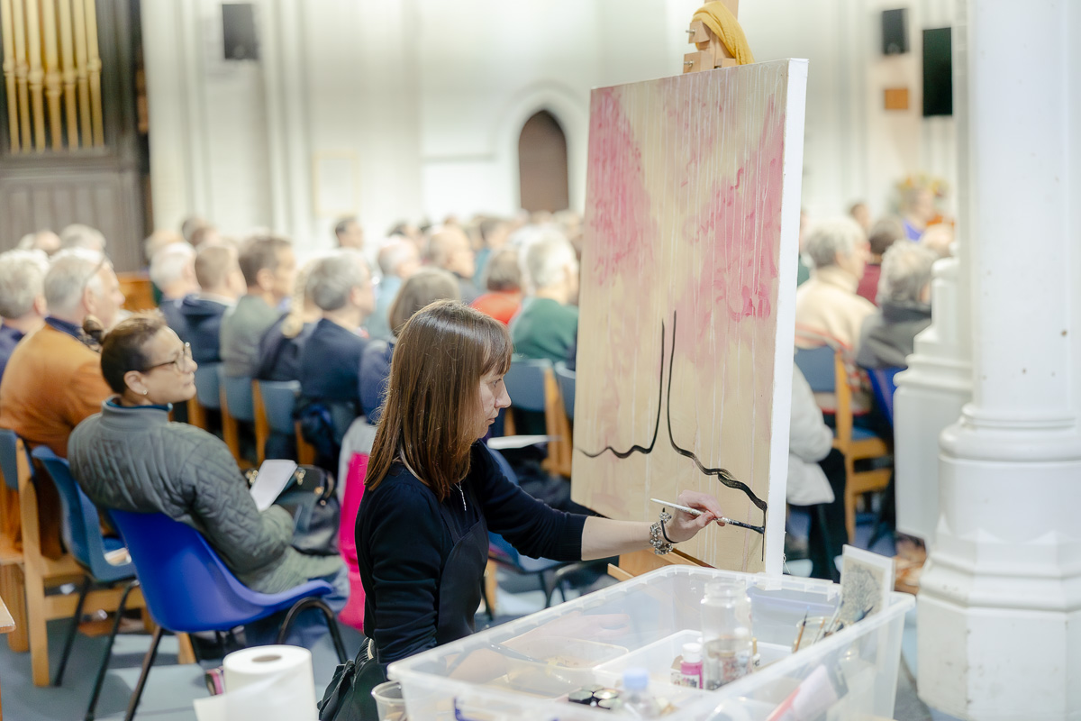 Laura Pearson-Clark Live Paints Steve Bingham's Four Seasons at St Luke's Cambridge