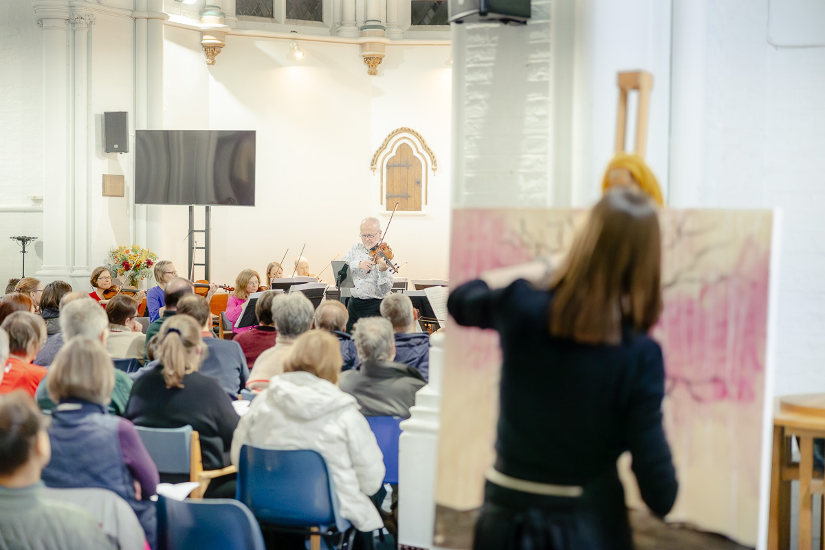 Laura Pearson-Clark Live Paints Steve Bingham's Four Seasons at St Luke's Cambridge