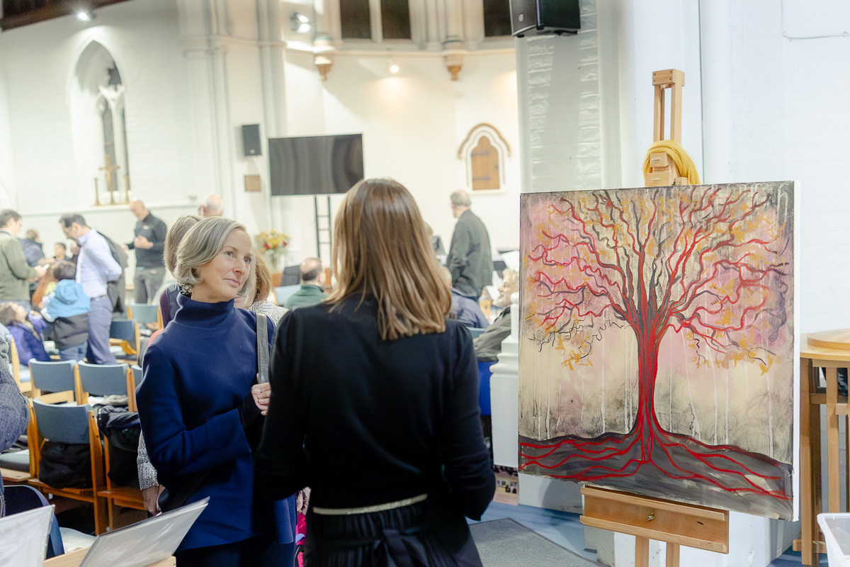 Laura Pearson-Clark Live Paints Steve Bingham's Four Seasons at St Luke's Cambridge