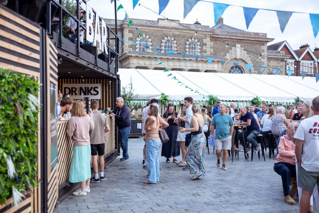 Capturing the Energy of Columbia Events’ Pop-Up Bar in Salisbury Market Square Capturing the Energy of Columbia Events’ Pop-Up Bar in Salisbury Market Square
