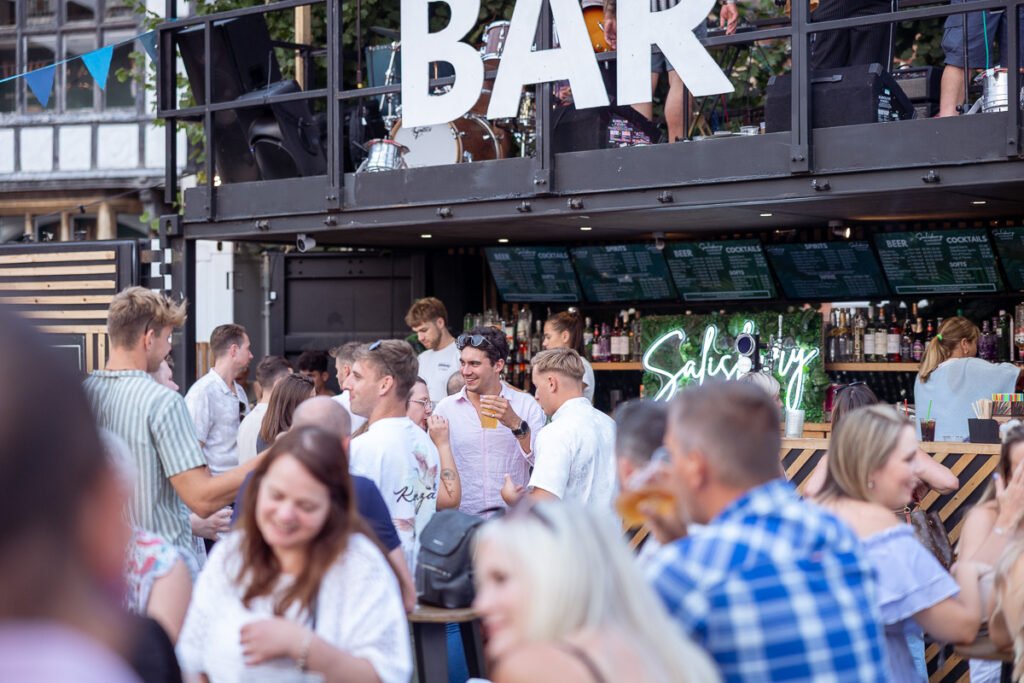 Capturing the Energy of Columbia Events’ Pop-Up Bar in Salisbury Market Square Capturing the Energy of Columbia Events’ Pop-Up Bar in Salisbury Market Square