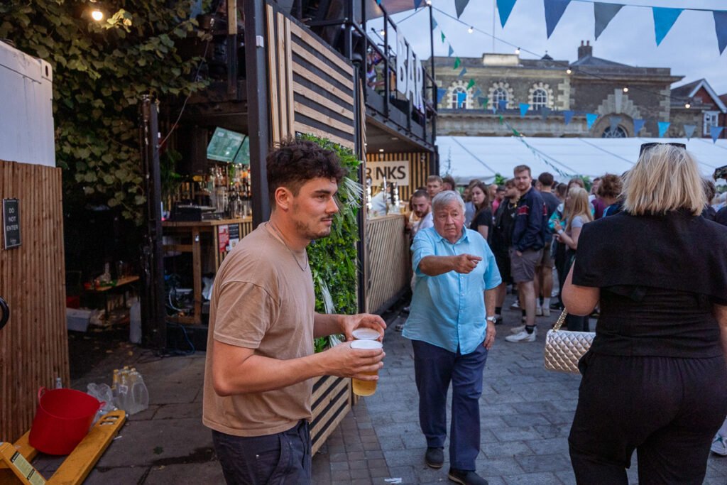 Capturing the Energy of Columbia Events’ Pop-Up Bar in Salisbury Market Square Capturing the Energy of Columbia Events’ Pop-Up Bar in Salisbury Market Square