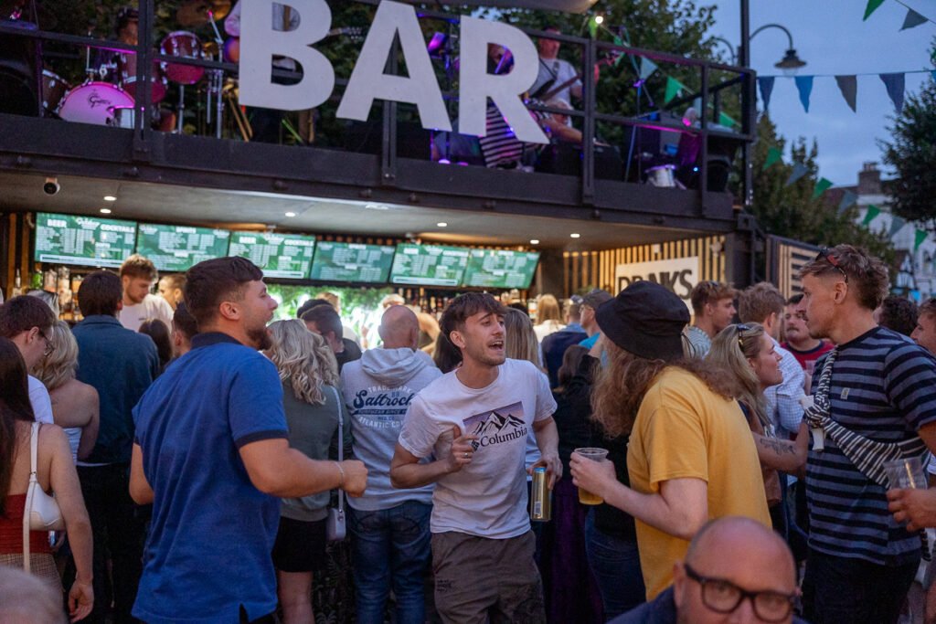 Capturing the Energy of Columbia Events’ Pop-Up Bar in Salisbury Market Square Capturing the Energy of Columbia Events’ Pop-Up Bar in Salisbury Market Square