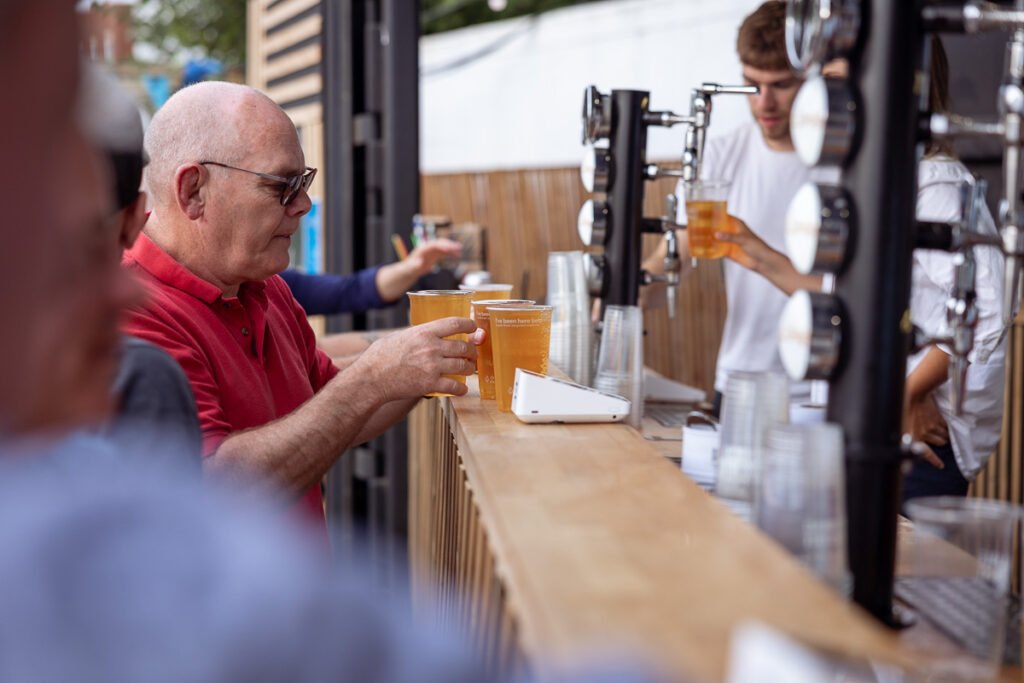 Capturing the Energy of Columbia Events’ Pop-Up Bar in Salisbury Market Square Capturing the Energy of Columbia Events’ Pop-Up Bar in Salisbury Market Square