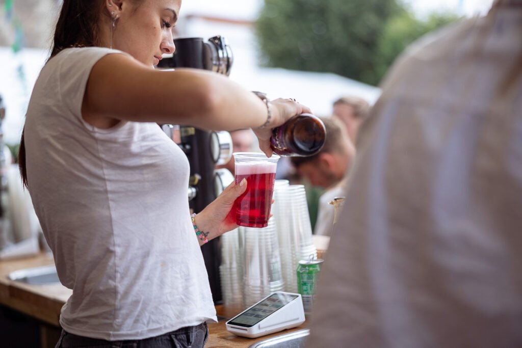 Capturing the Energy of Columbia Events’ Pop-Up Bar in Salisbury Market Square Capturing the Energy of Columbia Events’ Pop-Up Bar in Salisbury Market Square