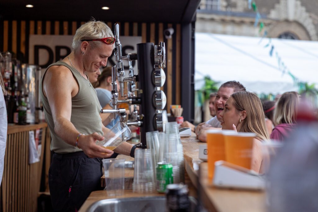 Capturing the Energy of Columbia Events’ Pop-Up Bar in Salisbury Market Square Capturing the Energy of Columbia Events’ Pop-Up Bar in Salisbury Market Square