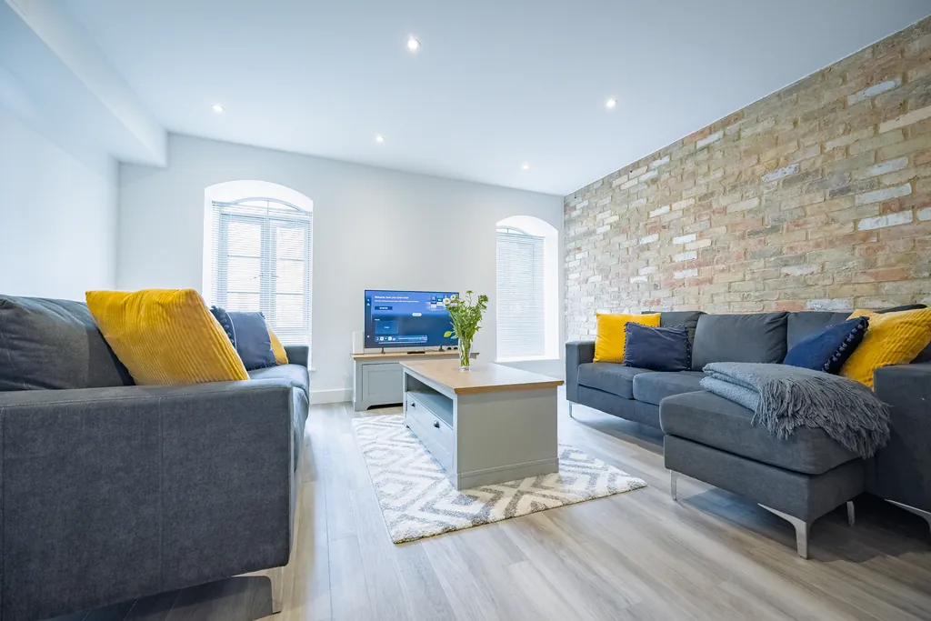 Airbnb Photography in Newmarket – Showcasing a Modern Two-Bedroom Flat