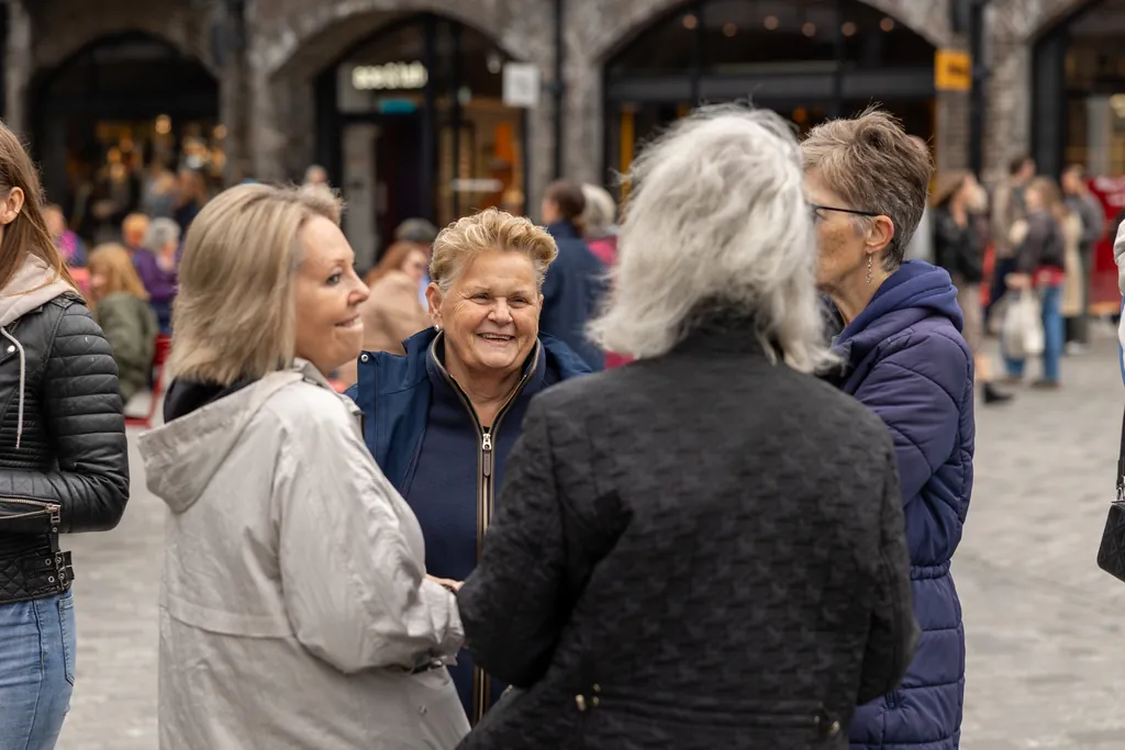 The Collaboration Choir’s Children in Need Flash Mob at King’s Cross