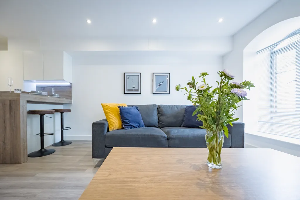 Airbnb Photography in Newmarket – Showcasing a Modern Two-Bedroom Flat
