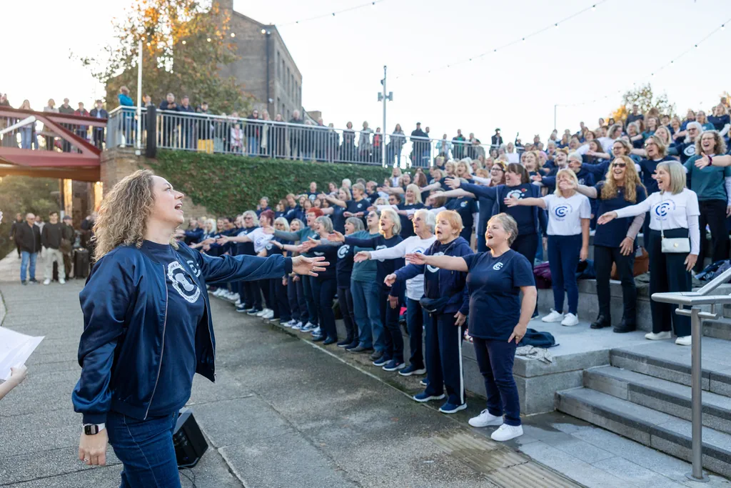 The Collaboration Choir’s Children in Need Flash Mob at King’s Cross