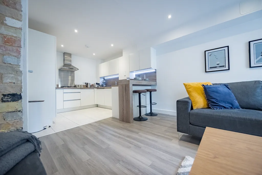 Airbnb Photography in Newmarket – Showcasing a Modern Two-Bedroom Flat