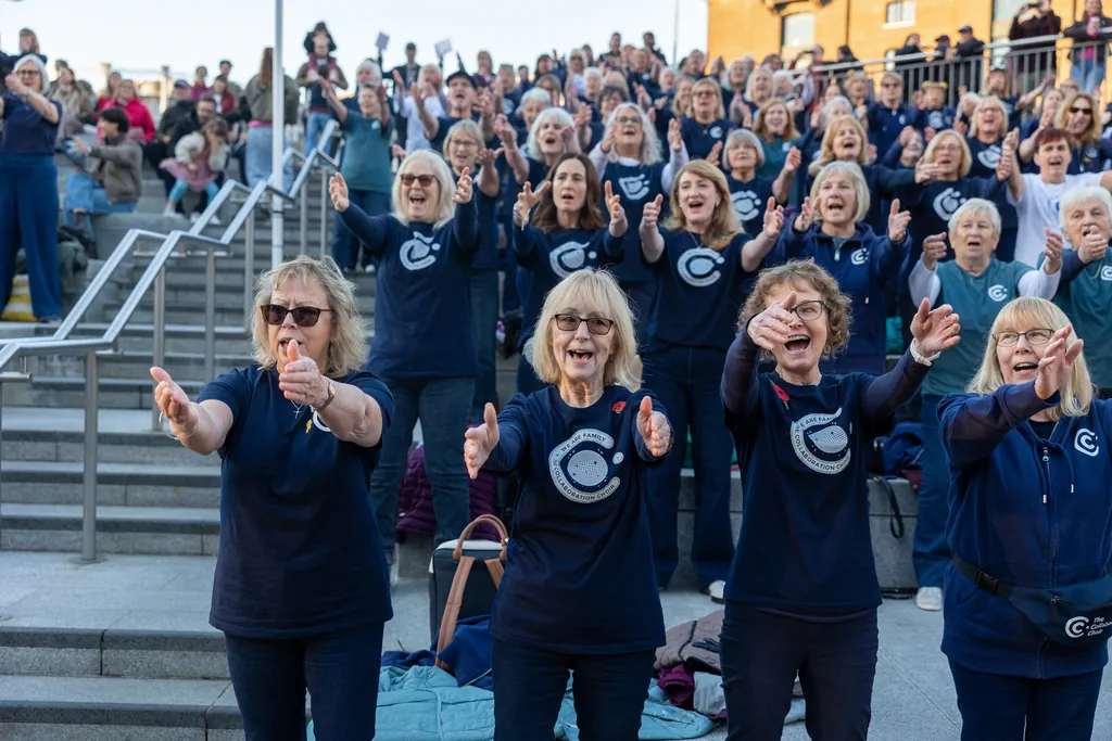The Collaboration Choir’s Children in Need Flash Mob at King’s Cross