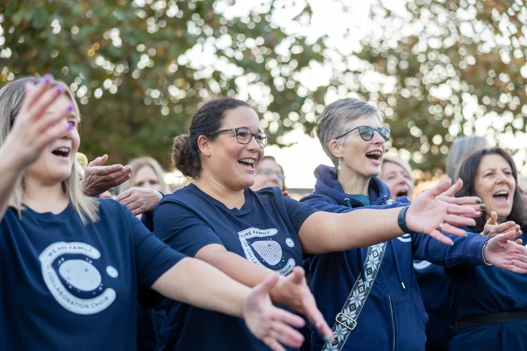 The Collaboration Choir’s Children in Need Flash Mob at King’s Cross