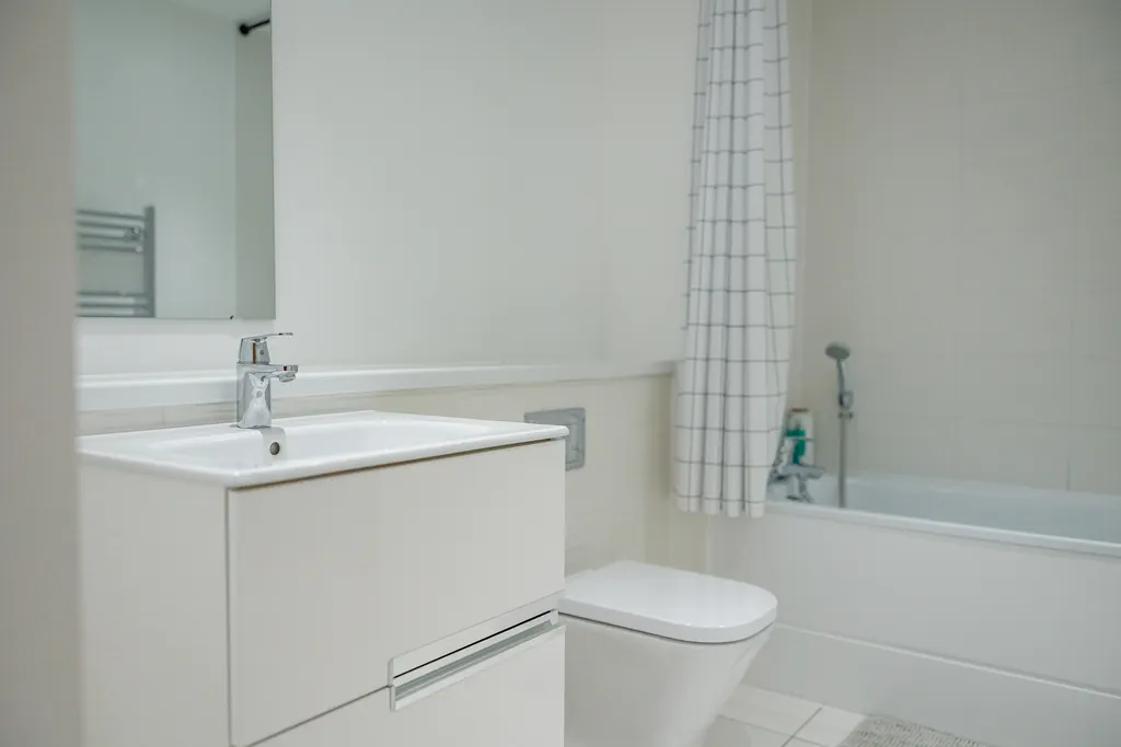 Airbnb Photography in Newmarket – Showcasing a Modern Two-Bedroom Flat