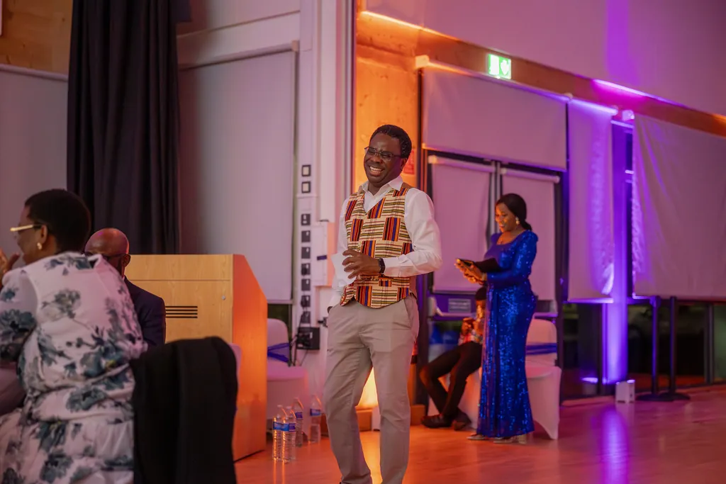 Cambridge 50th Birthday Party Photography | Natural Event Coverage