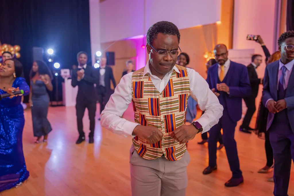 Cambridge 50th Birthday Party Photography | Natural Event Coverage