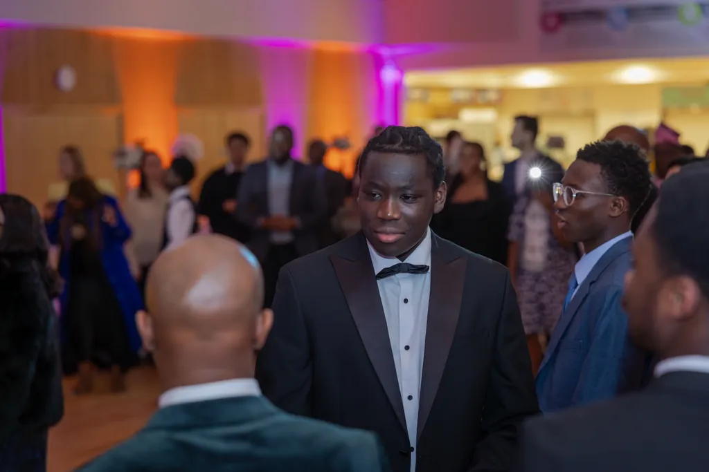 Cambridge 50th Birthday Party Photography | Natural Event Coverage