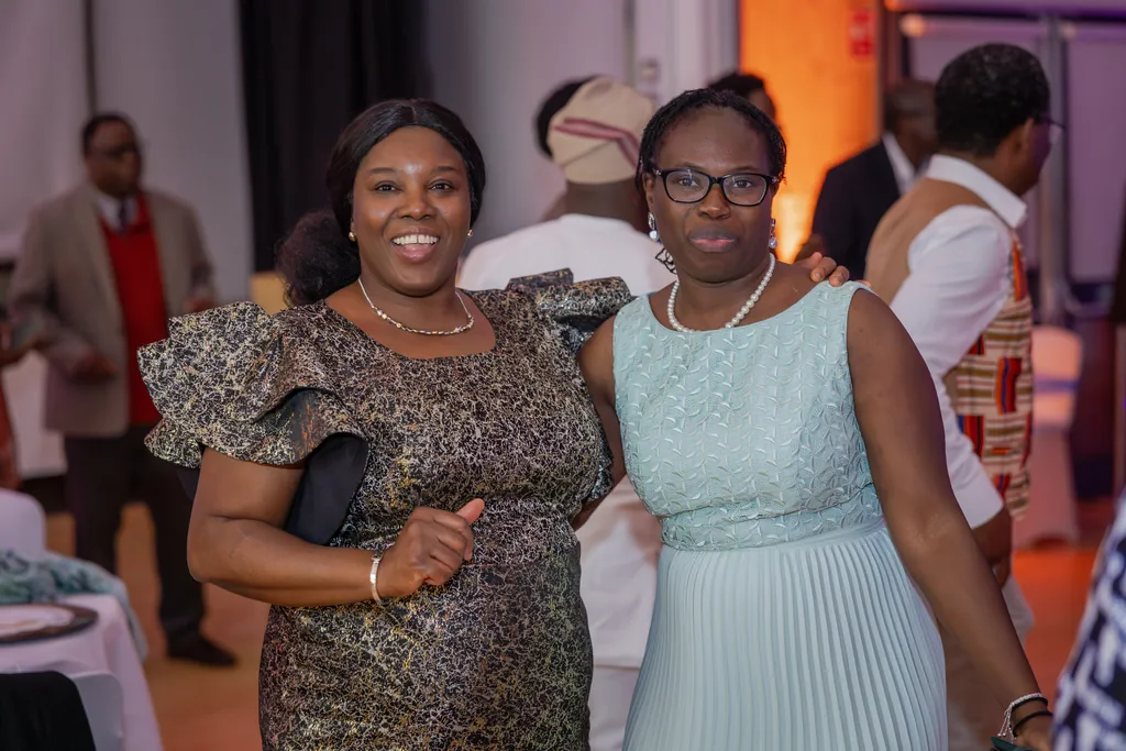 Cambridge 50th Birthday Party Photography | Natural Event Coverage