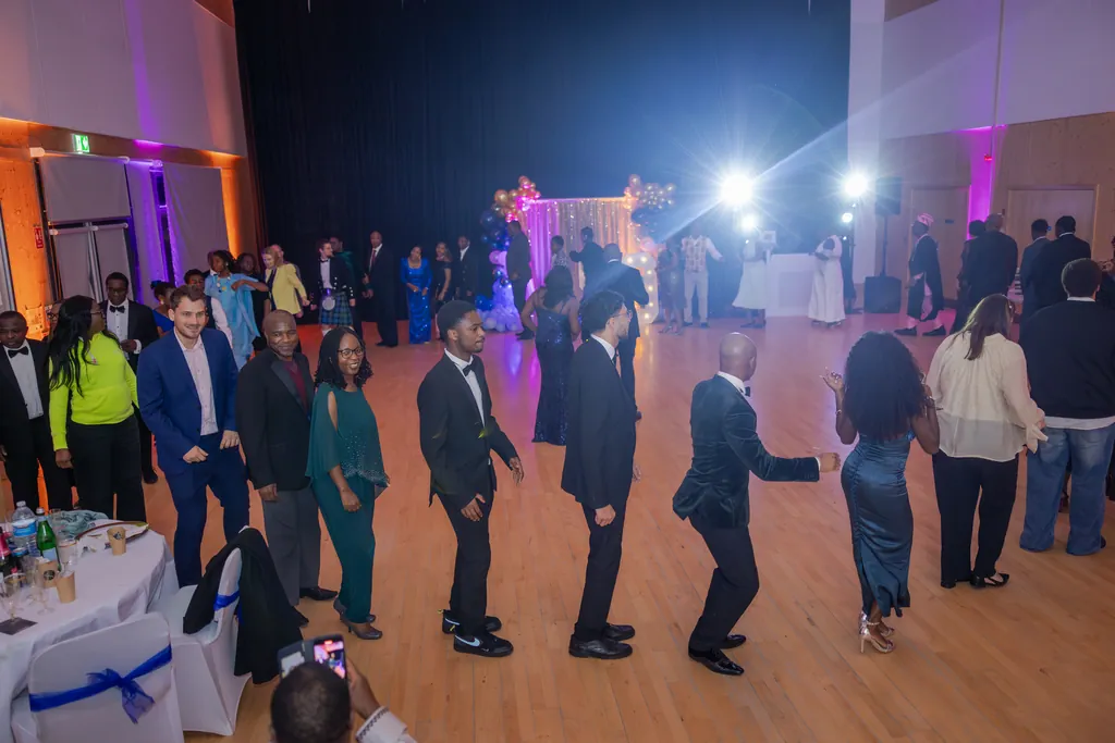 Cambridge 50th Birthday Party Photography | Natural Event Coverage