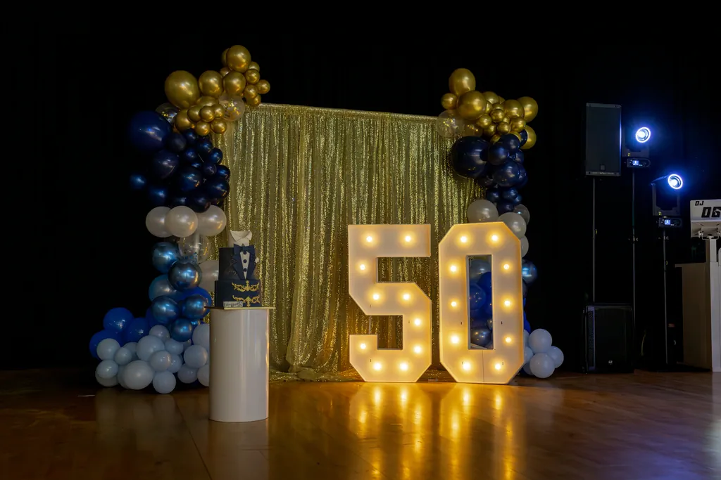 Cambridge 50th Birthday Party Photography | Natural Event Coverage