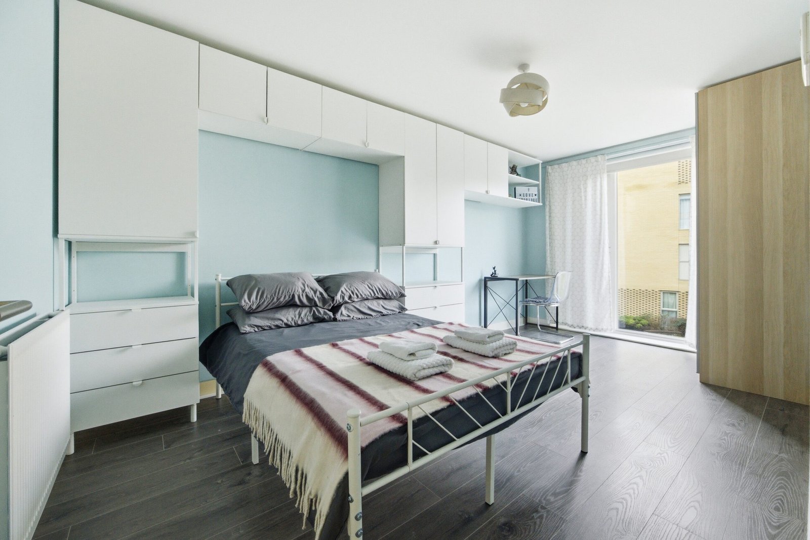 Interior Photography for a Cambridge Airbnb Near the Station