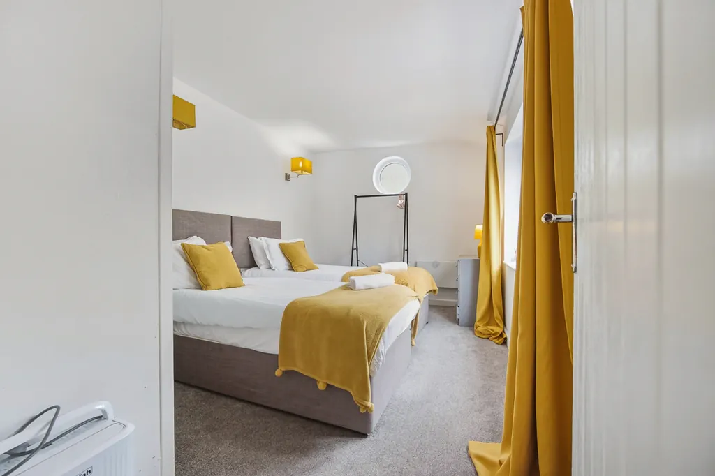 Cambridge Airbnb Photography That Drives Bookings