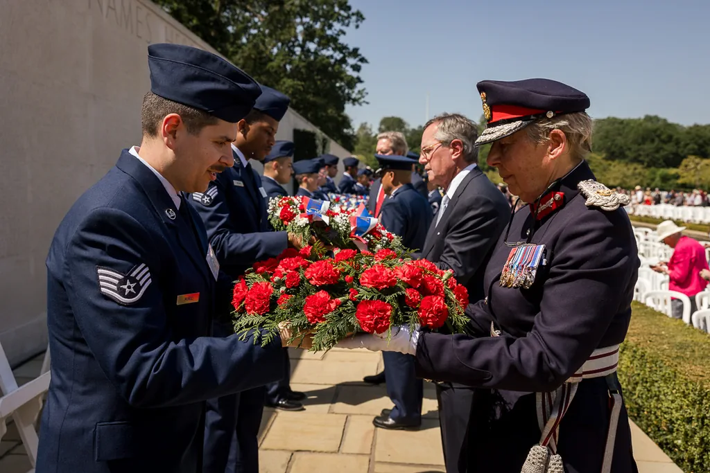 Photographing Memorial Day at Cambridge American Cemetery Photographing Memorial Day at Cambridge American Cemetery